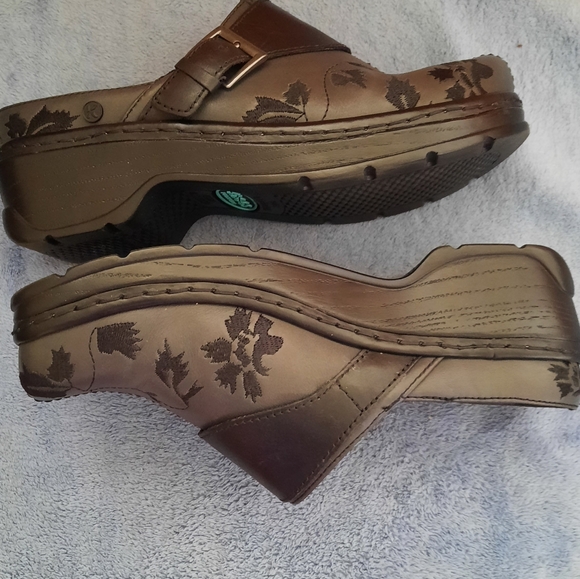 Klogs Brand *Austin* Black Leather Floral Embroidered Clog/Mule 8W Like New!!! - Picture 12 of 15